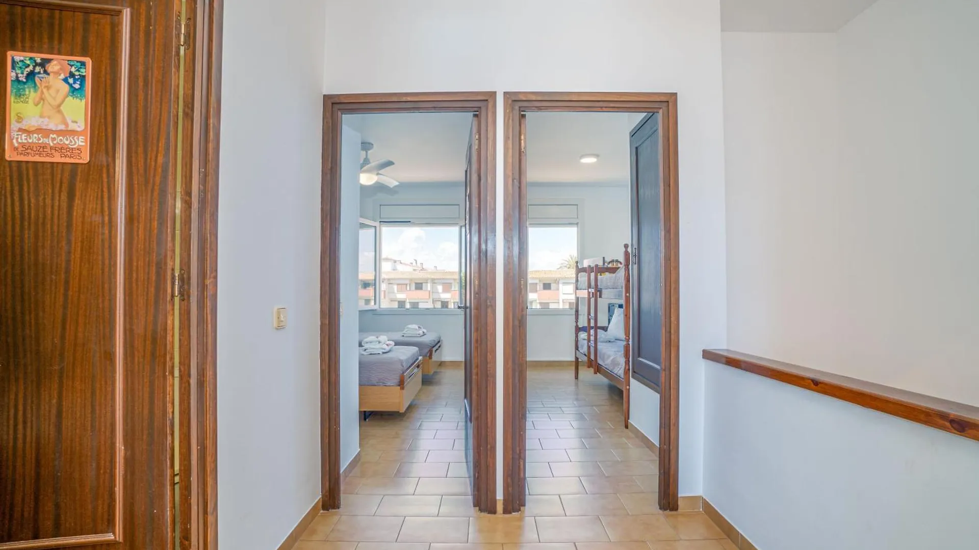 Basic Comfort Casa Al Canal Porto Fino 0153 Empuriabrava