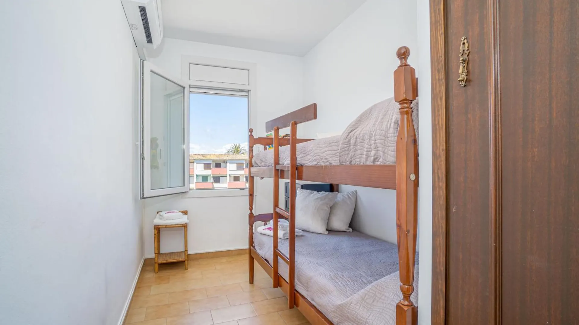 Basic Comfort Casa Al Canal Porto Fino 0153 Empuriabrava